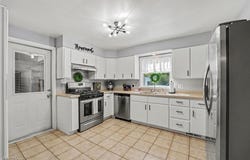 6187 Robinhood Lane, Ashtabula, OH 44004