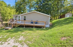 95 Mathews Mountain, Milton, WV 25541