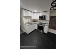 122 Hemlock Trail, Scotrun, PA 18355