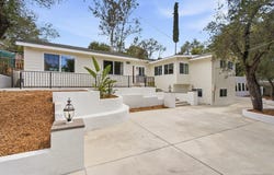 10243 Canyon, Escondido, CA 92026