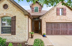 2510 Kodiak Circle, Euless, TX 76039