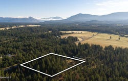 25517 N Hatch Rd, Athol, ID 83801