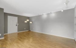 38B Foxhall, Middlesex Boro, NJ 08846-2279