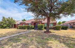 333 S Cannady Drive, Cedar Hill, TX 75104