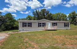 104 N Center Street, Irvington, KY 40146