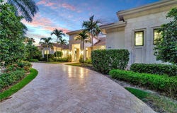 385 Colony Dr, NAPLES, FL 34108