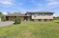 7798 VALLEY VIEW Lane, GREENCASTLE, PA 17225