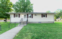 602 S Rollins Street, Centralia, MO 65240