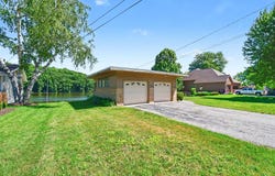 7261 Driftwood Drive SE, Ada, MI 49301