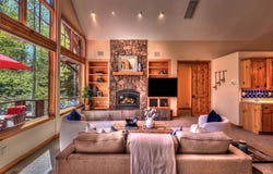 2107 Eagle Feather, Truckee, CA 96161