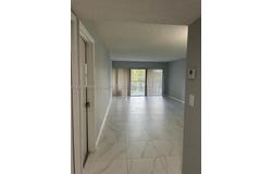 230 Lakeview Dr, Weston, FL 33326