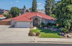 1275 Chennault Avenue, Clovis, CA 93611