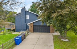 1074 Tinkham Trail, Baraboo, WI 53913