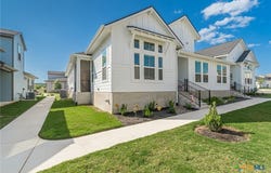103 San Luis Pass, San Marcos, TX 78666