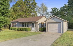 2010 State Highway Y, Forsyth, MO 65653