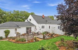 1500 S Calhoun Rd, New Berlin, WI 53151