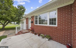71 HARDWICK Drive, EWING, NJ 08638