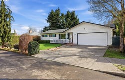 1520 SE 210TH Ave, Gresham, OR 97030
