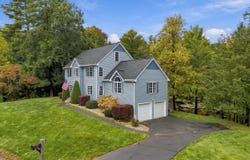 98 Lady Slipper Lane, Chester, NH 03036