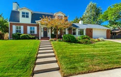 808 E SAVANNAH Dr, Sandy, UT 84094