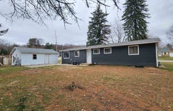 289 W Norway, Harrison, MI 48625