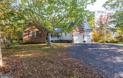 713 LAKEVIEW Parkway, LOCUST GROVE, VA 22508