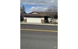 931 Stewart Avenue, Lewiston, ID 83501