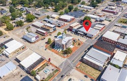15 N Elm ST, Paris, AR 72855