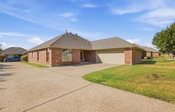 103 Crestway Drive, Cedar Hill, TX 75104