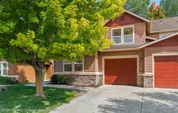 122 W Cathedral Court, New Castle, CO 81647
