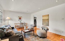 5516 Village Green, Los Angeles, CA 90016