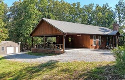 221 Grace Ln, EVA, TN 38333