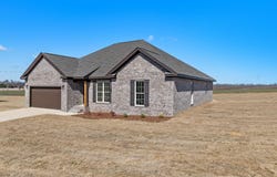1032 Co Rd 31, Killen, AL 35645