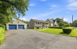 136 Cadwell Rd, Pittsfield, MA 01201