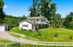 3216 Dry Creek Road, Duffield, VA 24244