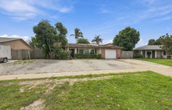 1275 Scottsdale Road S, West Palm Beach, FL 33417