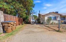 963 Shaeffer Avenue, Bakersfield, CA 93307
