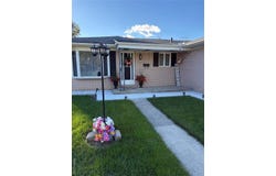2655 Clayton Drive, Troy, MI 48083