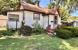 252 Austin Avenue, Flora, IL 62839