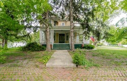 425 Mason Street, Chenoa, IL 61726