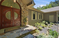 532 Cherokee Trl, Big Canoe, GA 30143