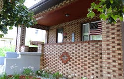 812 S Locust Avenue, Freeport, IL 61032