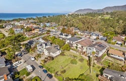 751 Sierra ST, MOSS BEACH, CA 94038