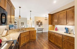 64 Ridgemont Circle, Branson West, MO 65737