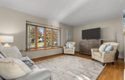 1270 SNOWDON Drive, OSHKOSH, WI 54904