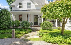 827 Hill Rd, Boxborough, MA 01719
