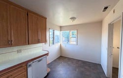 427 Carmel ST, WATSONVILLE, CA 95076
