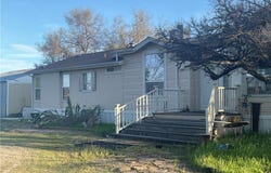 76671 Hesperia, Bradley, CA 93426