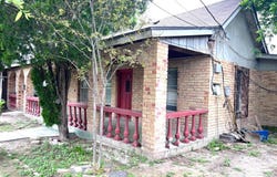 305 W 2ND, Del Rio, TX 78840