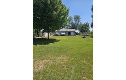 414 Mentzer Ave, Granger, WA 98932
